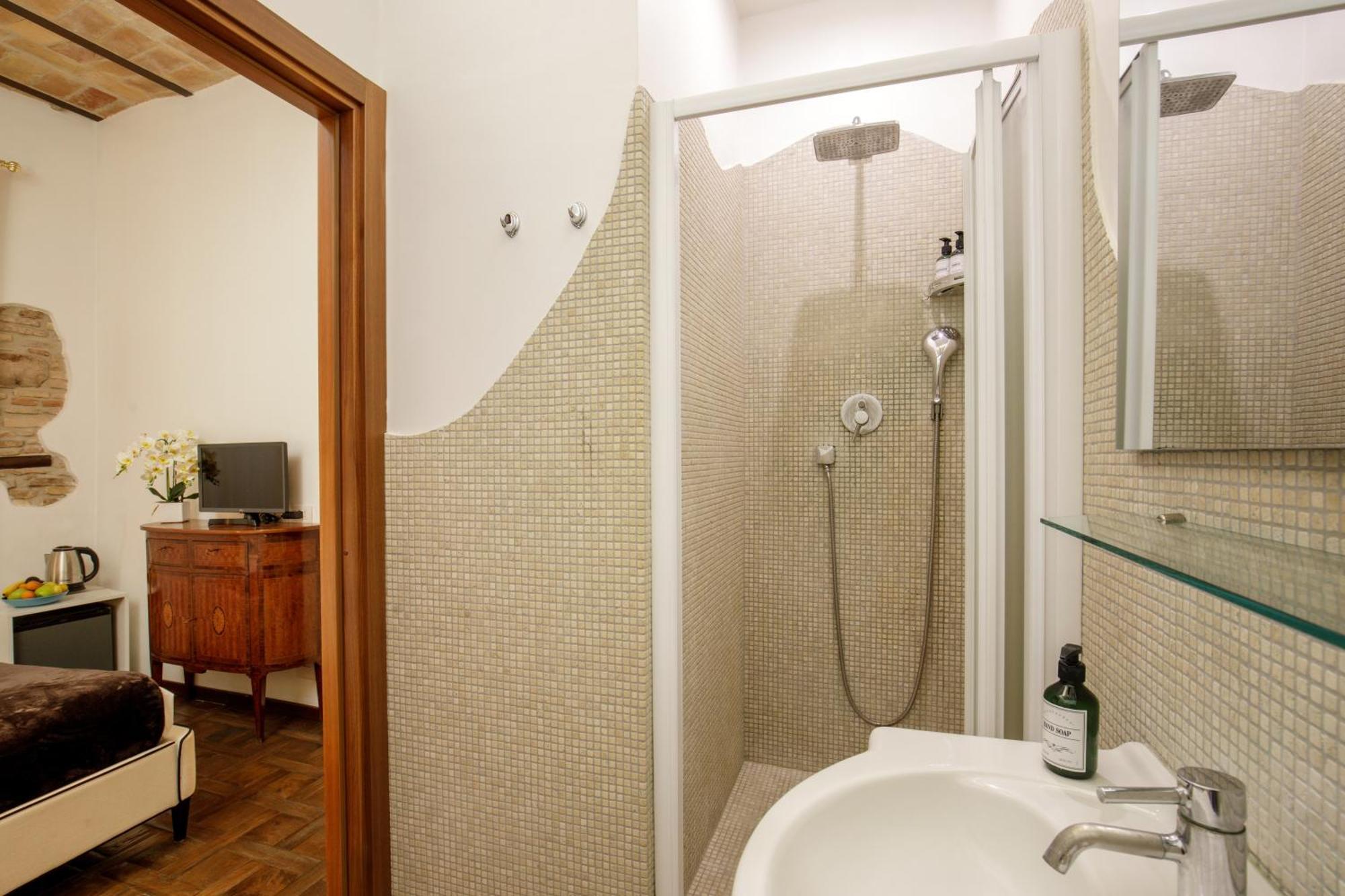Gasthof The Right Place 4u Navona Luxury